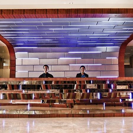 Hotel Grand Delta Medan Exterior foto