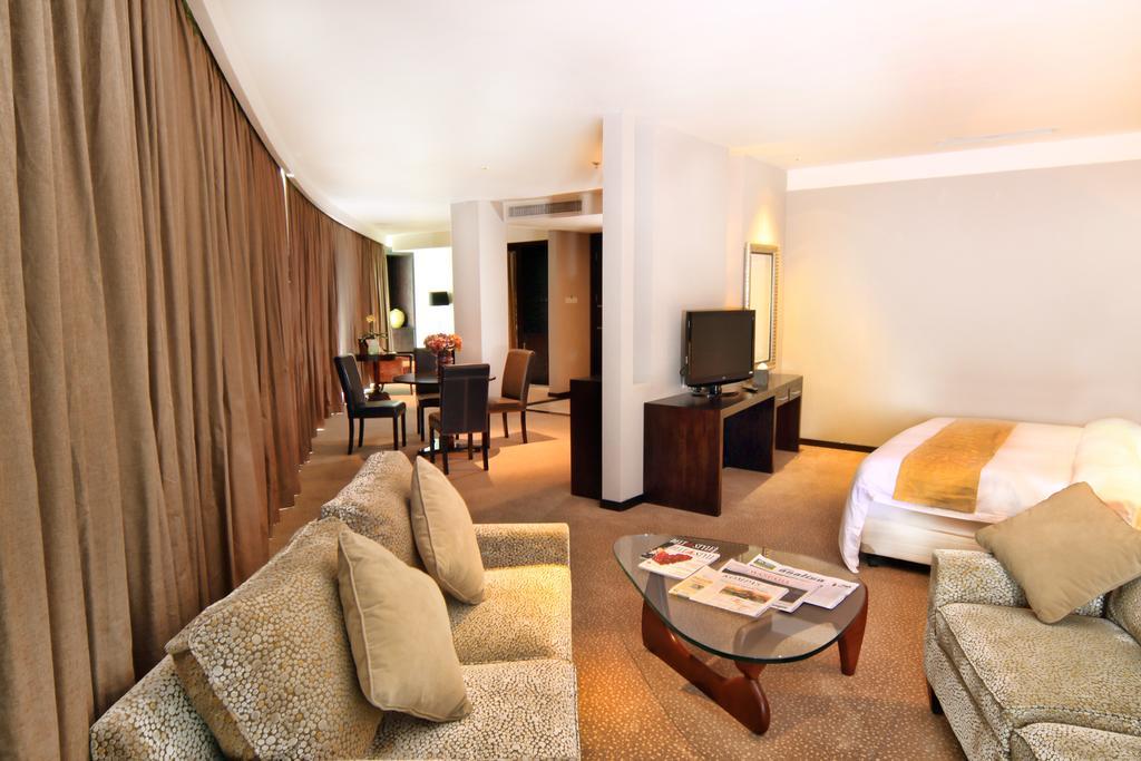 Hotel Grand Delta Medan Exterior foto