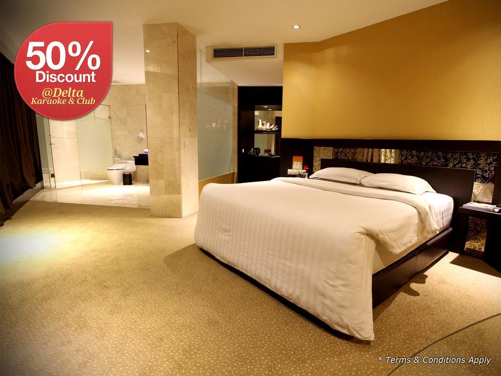 Hotel Grand Delta Medan Exterior foto